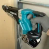 Makita nauharuuvinväännin DFR551